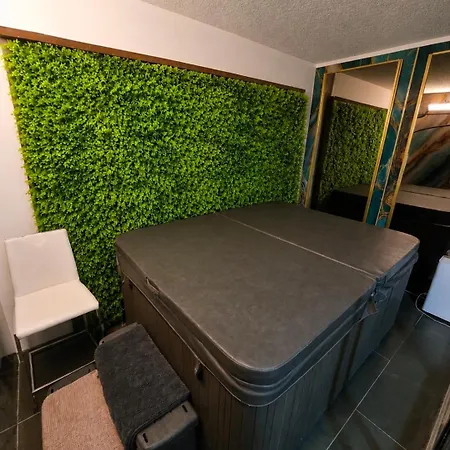 Apparte 104 Avec Jacuzzi * Agde